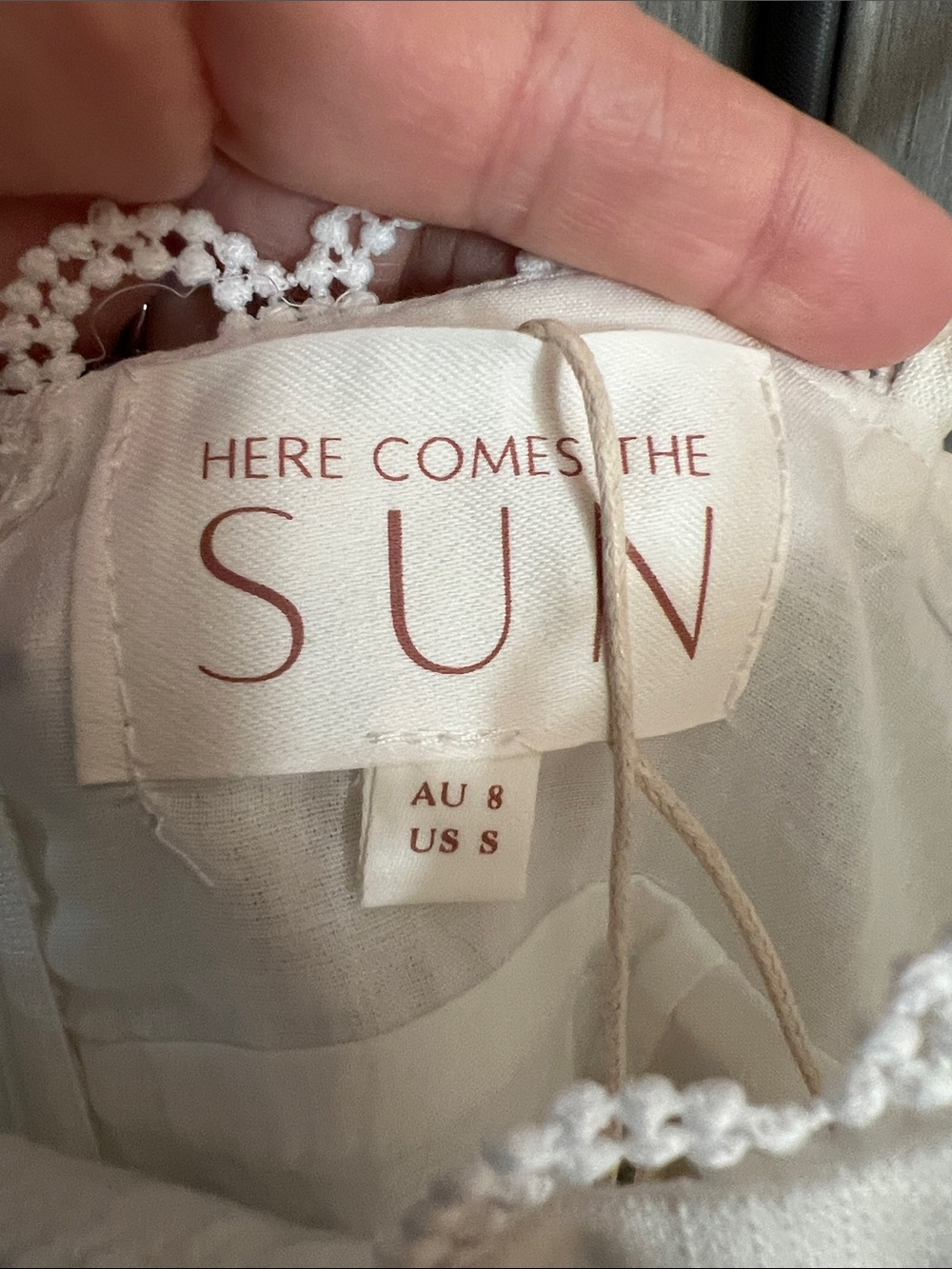 NWT REVOLVE Australia SHOWPO Here Comes the Sun Gelle loop lace mini dress US S - Picture 9 of 13